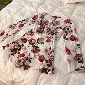 Kendall & Kylie White Floral Romper